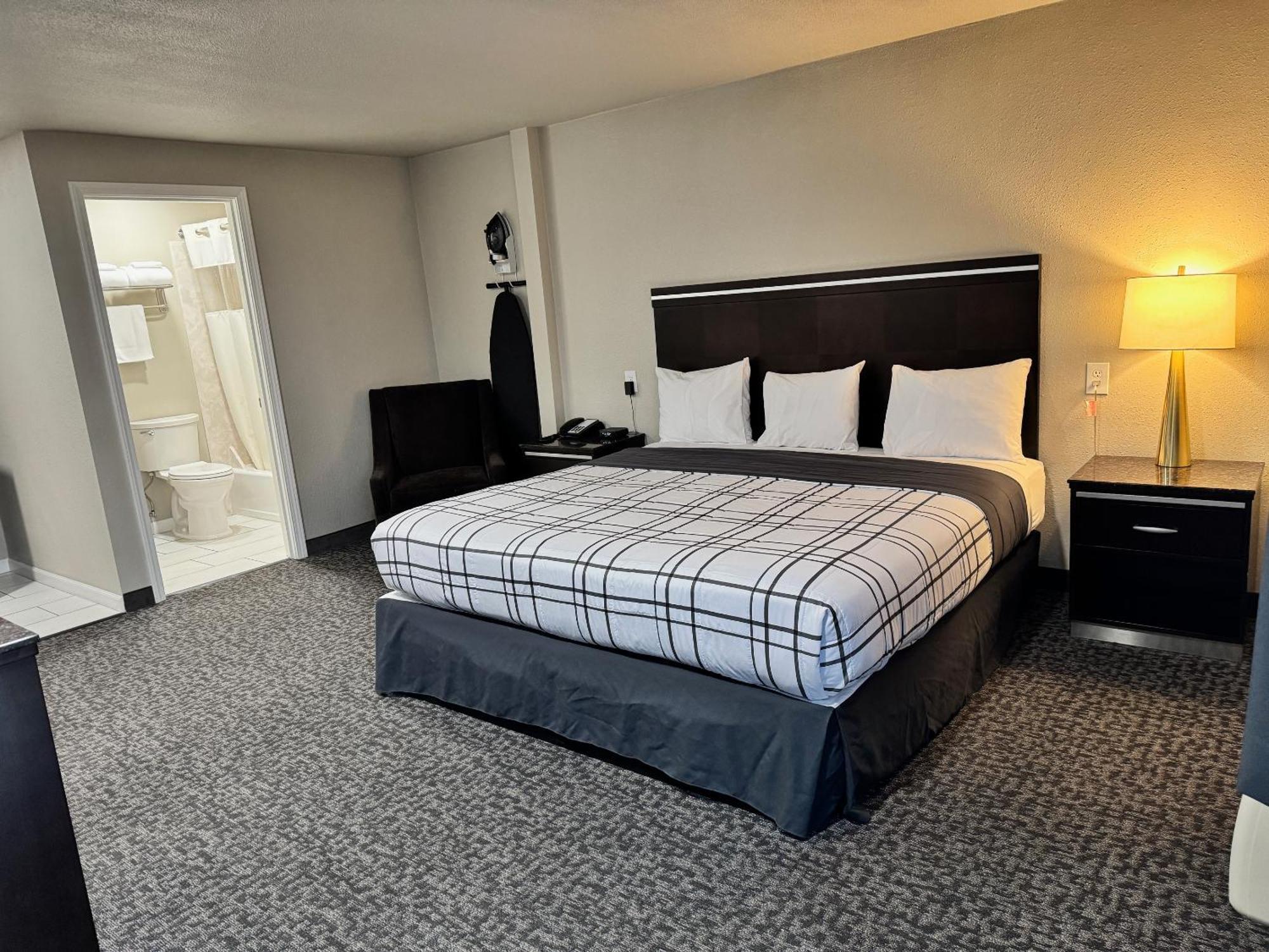 Royal Inn Eugene- Airport Zewnętrze zdjęcie